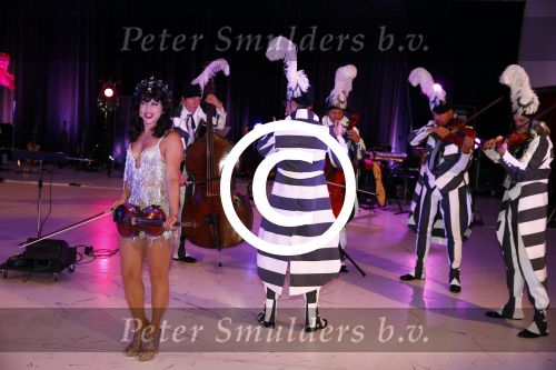 Amsterdam 21 augustus 2013
Ellen ten Damme bij repetities stiletto 2 in de focus studio\'s.Haar vriend Danny Ellinger maakt foto\'s.
Peter Smulders bv