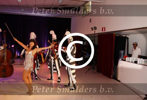 Amsterdam 21 augustus 2013
Ellen ten Damme bij repetities stiletto 2 in de focus studio\'s.Haar vriend Danny Ellinger maakt foto\'s.
Peter Smulders bv