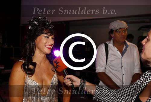 Amsterdam 21 augustus 2013
Ellen ten Damme bij repetities stiletto 2 in de focus studio\'s.Haar vriend Danny Ellinger maakt foto\'s.
Peter Smulders bv
