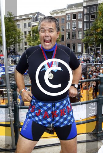 Amsterdam 8 september 2013
Amsterdam city swim door de grachten met diverse bn ers.
Emile Ratelband