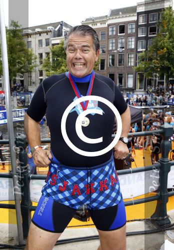 Amsterdam 8 september 2013
Amsterdam city swim door de grachten met diverse bn ers.
Emile Ratelband