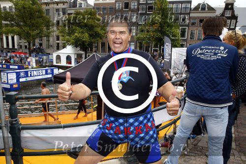 Amsterdam 8 september 2013
Amsterdam city swim door de grachten met diverse bn ers.
Emile Ratelband