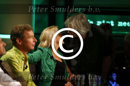 Amsterdam 28 augustus 2013
Najaarspresentatie van de vara bij westergasfabriek.
Willemijn Veenhoven kussend met Felix Meurders
