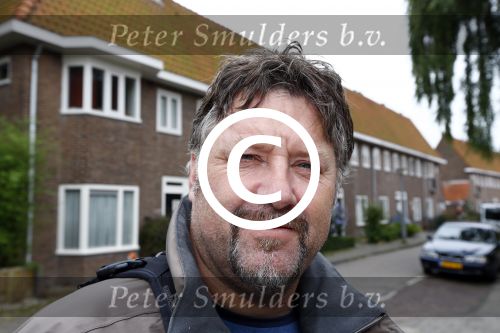Amsterdam 22 augustus 2013
Gordon en Gerard Joling gaan voor het rtl programma even geen cent te makken een maand in een huis wonen in Amsterdam Noord. Ferry de Kok
Peter Smulders bv