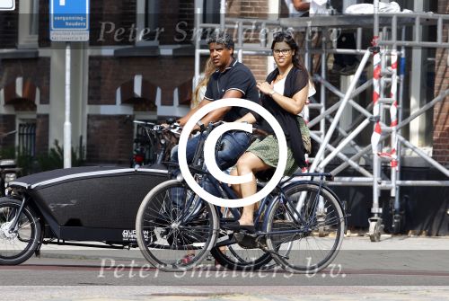 Amsterdam 6 september 2013
Frank Rijkaard met zijn dochter Lindsay op de fiets