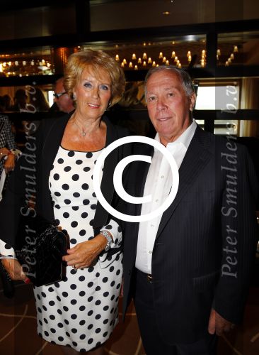 Amsterdam 8 september 2013
Modeshow Paul Schulten in het okura. Frans Bronwasser met vrouw