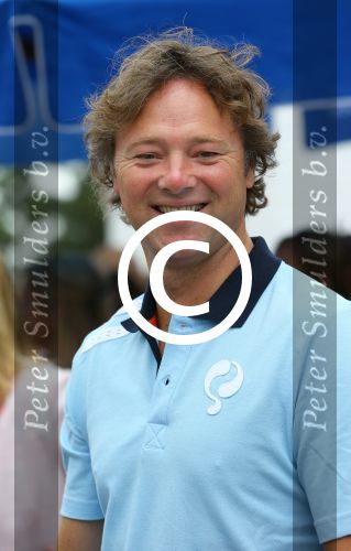 Zandvoort, 7 Augustus 2013
KLM Charity Challenge gespeeld op de Kennemer Golfclub met veel BN-ers.
Frits Sissing
Foto Peter Smulders BV