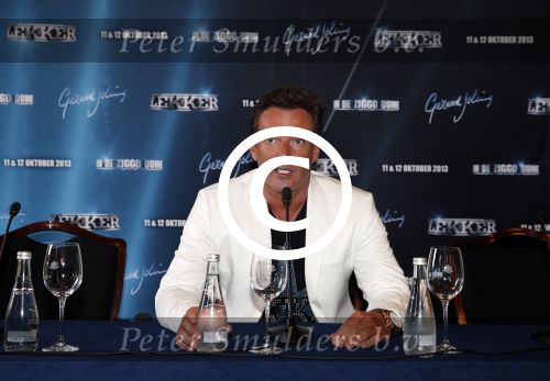 Amsterdam 8 augustus 2013
Gerard Joling en Caren Maywood en Alice Maywood tijdens persconferentie in het Amstel hotel waar ze aankondigen weer op te gaan treden tijdens concert Gerad Joling in het ziggo dome.
Peter Smulders bv