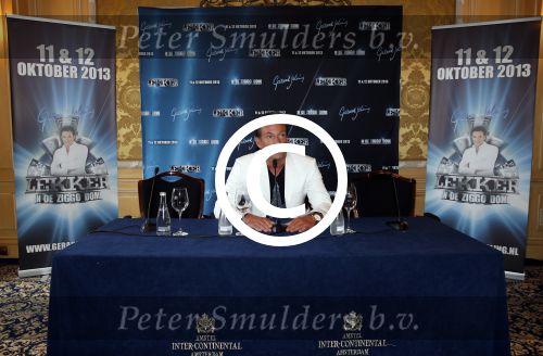 Amsterdam 8 augustus 2013
Gerard Joling en Caren Maywood en Alice Maywood tijdens persconferentie in het Amstel hotel waar ze aankondigen weer op te gaan treden tijdens concert Gerad Joling in het ziggo dome.
Peter Smulders bv