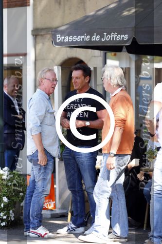 Amsterdam 14 augustus 2013
Gerard Joling en Jort Kelder nemen commercial op voor autoverhuurbedrijf Sixt in Amsterdam zuid. Jack Spijkerman
Peter Smulders bv