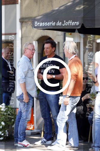 Amsterdam 14 augustus 2013
Gerard Joling en Jort Kelder nemen commercial op voor autoverhuurbedrijf Sixt in Amsterdam zuid. Jack Spijkerman
Peter Smulders bv