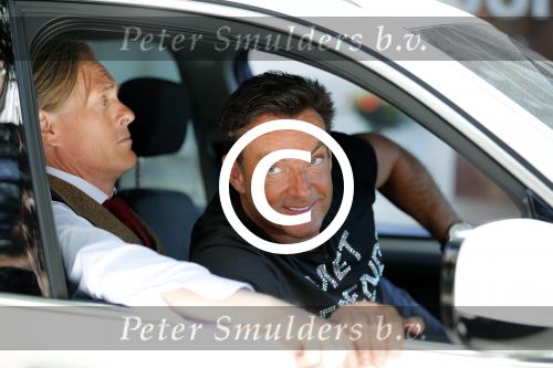 Amsterdam 14 augustus 2013
Gerard Joling en Jort Kelder nemen commercial op voor autoverhuurbedrijf Sixt in Amsterdam zuid.
Peter Smulders bv