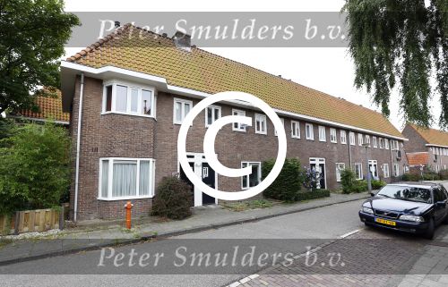 Amsterdam 22 augustus 2013
Gordon en Gerard Joling gaan voor het rtl programma even geen cent te makken een maand in een huis wonen in Amsterdam Noord.
Peter Smulders bv