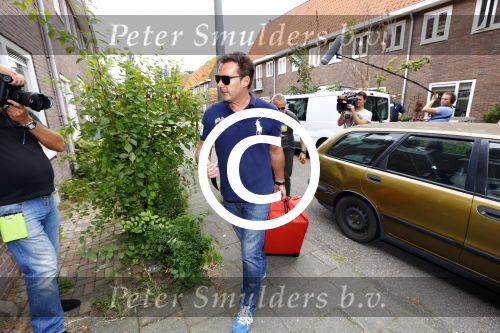 Amsterdam 22 augustus 2013
Gordon en Gerard Joling gaan voor het rtl programma even geen cent te makken een maand in een huis wonen in Amsterdam Noord.
Peter Smulders bv