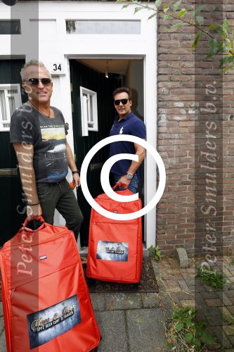 Amsterdam 22 augustus 2013
Gordon en Gerard Joling gaan voor het rtl programma even geen cent te makken een maand in een huis wonen in Amsterdam Noord.
Peter Smulders bv