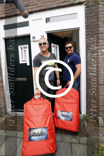 Amsterdam 22 augustus 2013
Gordon en Gerard Joling gaan voor het rtl programma even geen cent te makken een maand in een huis wonen in Amsterdam Noord.
Peter Smulders bv