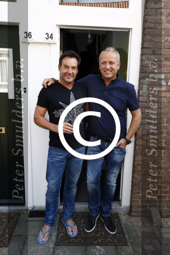 Amsterdam 27 augustus 2013
Gordon en Gerard Joling in hun huis voor het programma geen cent te makken.
Peter Smulders bv