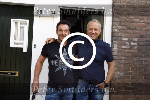 Amsterdam 27 augustus 2013
Gordon en Gerard Joling in hun huis voor het programma geen cent te makken.
Peter Smulders bv