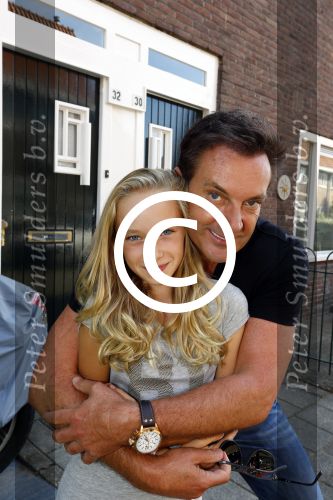 Amsterdam 27 augustus 2013
Gordon en Gerard Joling in hun huis voor het programma geen cent te makken. Gordon met Jackie Omtzigt
Peter Smulders bv