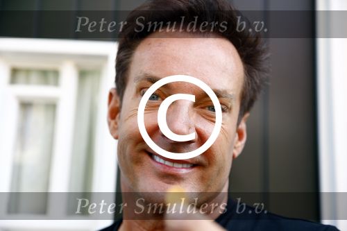 Amsterdam 27 augustus 2013
Gordon en Gerard Joling in hun huis voor het programma geen cent te makken.
Peter Smulders bv