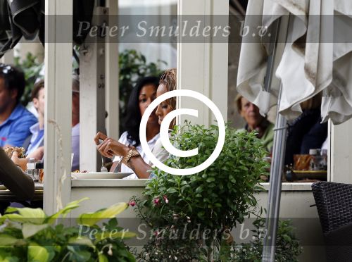 Amsterdam 22 augustus 2013
Glennis Grace op terras bij de Joffers.
Peter Smulders bv