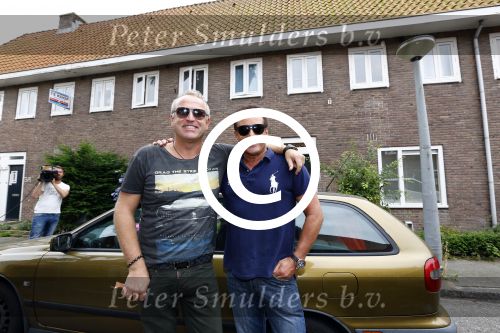 Amsterdam 22 augustus 2013
Gordon en Gerard Joling gaan voor het rtl programma even geen cent te makken een maand in een huis wonen in Amsterdam Noord.
Peter Smulders bv