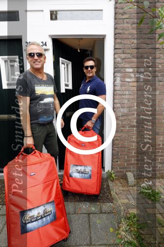 Amsterdam 22 augustus 2013
Gordon en Gerard Joling gaan voor het rtl programma even geen cent te makken een maand in een huis wonen in Amsterdam Noord.
Peter Smulders bv
