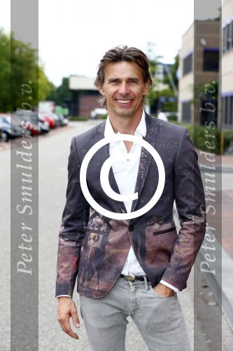 Hilversum 2 september 2013
Presentatie deelnemers Expeditie Robinson in het pand van RTL.
Hans Ubbink