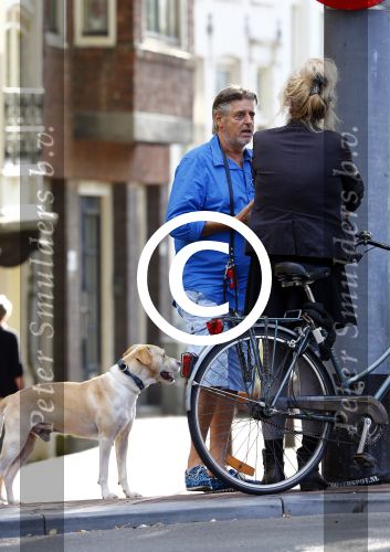 Amsterdam 3 september 2013
Hans v d Togt op terras en met zijn hond op straat