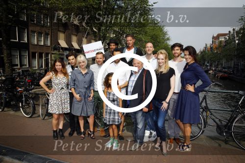Amsterdam 6 september 2013
Presentatie Cast hartenstraat. cast Hartenstraat met oa Tygo Gernandt Sanne Vogel Frits Lambrechts Patrick Martens Stacey Rookhuizen Marwan Kenzari en Bracha v Doesburgh