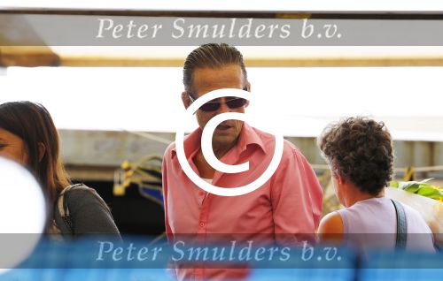 Amsterdam 17 augustus 2013
Jan Lenferink doet boodschappen op de noordermarkt.
Peter Smulders bv