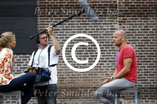 Amsterdam 20 augustus 2013
Jens Olde kalter schrijver van het boek over Badr hari wordt geintervieuwd door Tessa v Hoof voor RTL Boulevard.
Peter Smulders bv