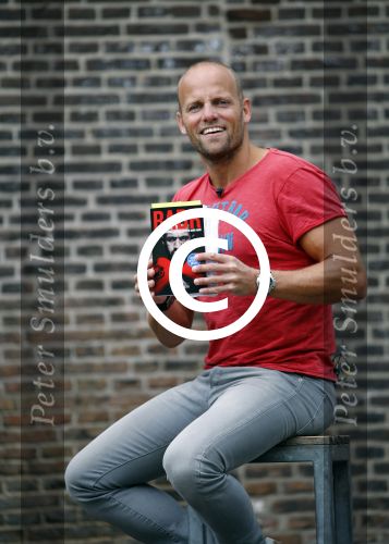 Amsterdam 20 augustus 2013
Jens Olde kalter schrijver van het boek over Badr hari wordt geintervieuwd door Tessa v Hoof voor RTL Boulevard.
Peter Smulders bv