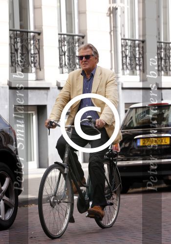 Amsterdam 20 augustus 2013
Jeroen Krabbe op de fiets.