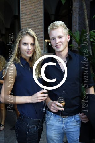 Amsterdam 5 september 2013
Opening nieuwe eyeworks pand met Reinout en Danielle Oerlemans (met kinderen) en burgemeester Eberhard v d Laan. Johannes Rypma met vriendin