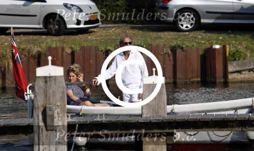 Nigtevecht 4 september 2013
Jort Kelder en Lauren Verster op hun sloep aan het varen op de vecht.