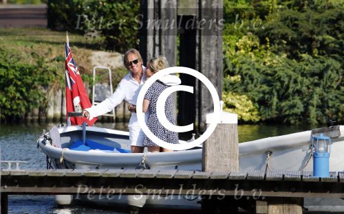 Nigtevecht 4 september 2013
Jort Kelder en Lauren Verster op hun sloep aan het varen op de vecht.