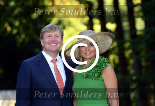 Apeldoorn 5 september 2013
Presentatie van het Droomboek aan Koning Willem Alexander en Koningin Maxima op paleis het Loo.
Foto Peter Smulders BV