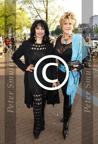 Amsterdam 3 september 2013
Premiere Stiletto in Carre.
Laura Fygi en Astrid Engels