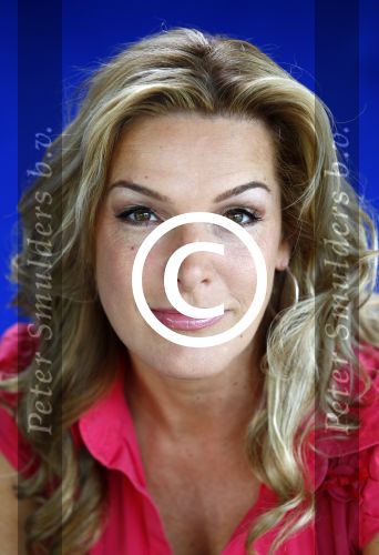 Hilversum 22 augustus 2013
Presentatie tros serie Caps Club met daarin de acteurs Tom v Hulle Sam de Graaff Charlotte Heesters Leontine Borsato Mike Libanon en Leona Philipo . Lucille Werner heeft het bedacht.
Peter Smulders bv