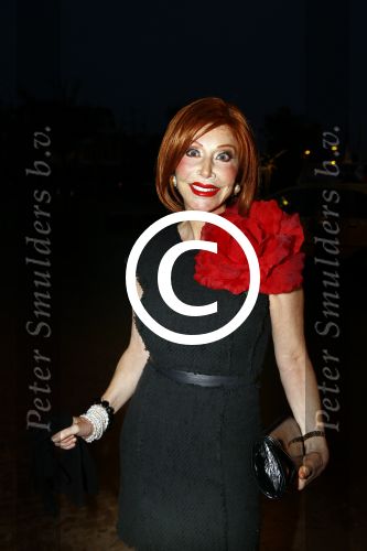 Scheveningen 9 september 2013
Premiere Smoorverliefd in het circustheater.
Marijke Helwegen met man