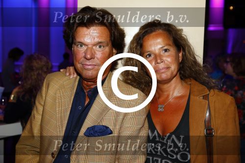 Hilversum 20 augustus 2013
Winterpresentatie RTL in studio 21. Menno Buch met zijn vrouw
Peter Smulders bv