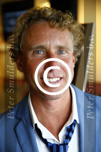 Ridderkerk 15 augustus 2013
Presentatie blad helden door Barbara en Frits Barend met daarin oa Michael Boogerd met vriendin Darya Nucci en kinderen Darya en Mikai, en Thijsje Oenema en Michel Mulder met familie. 
Peter Smulders bv