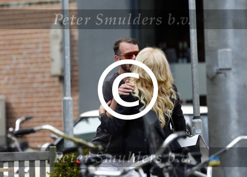 Amsterdam 21 augustus 2013
Patricia Paay met een kennis op terras.
Peter Smulders bv