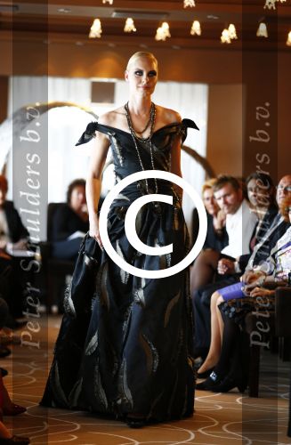 Amsterdam 8 september 2013
Modeshow Paul Schulten in het okura.