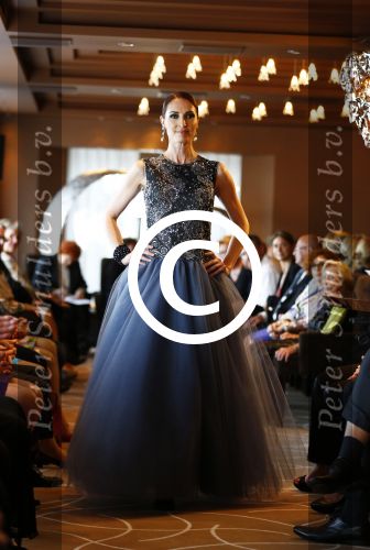Amsterdam 8 september 2013
Modeshow Paul Schulten in het okura.