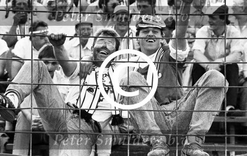 Stuttgart, 25 Mei 1988 PSV-Benfica, eindstand 0-0 Finale EC I ( voorloper van de Champions League ) en winnaar door strafschoppen na verlenging.
PSV Supporters Pedro Blommers
Foto Peter Smulders BV