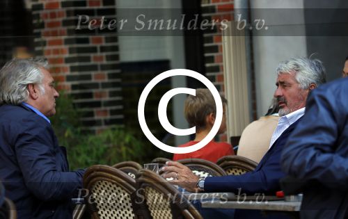 Amsterdam 28 augustsu 2013
Frank Wisse en Pieter Storms op terras.
Peter Smulders bv
