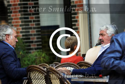 Amsterdam 28 augustsu 2013
Frank Wisse en Pieter Storms op terras.
Peter Smulders bv