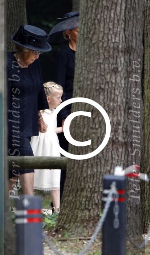 Lage Vuursche 16 augustus 2013
Begrafenis Prins Friso bij de stulpkerk in Lage Vuursche. De hele koninklijke familie was Aanwezig. Prinses Mabelmet dochters en Prinses Beatrix
Peter Smulders bv